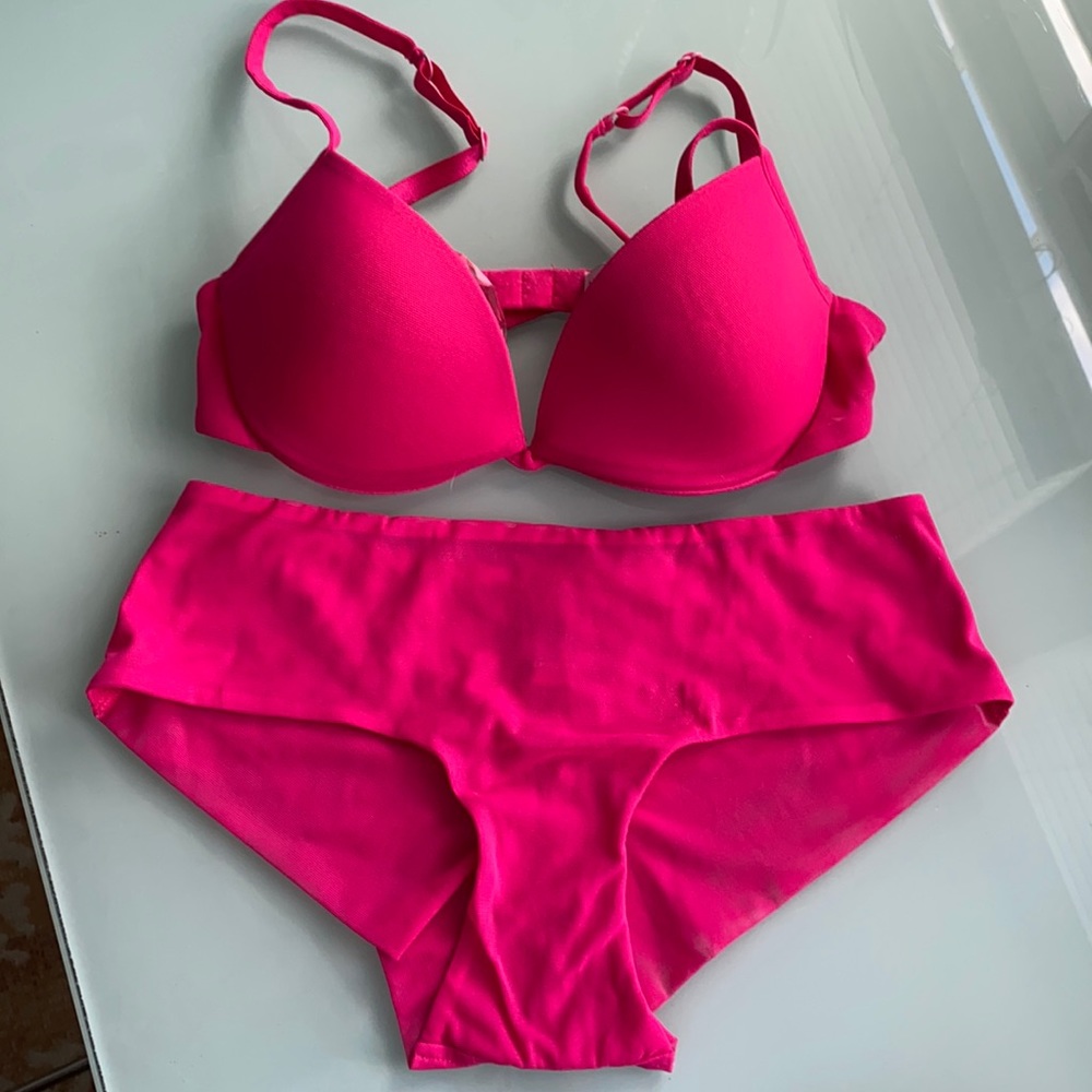 La Perla Hot Pink Mesh Bra and Hipster brief